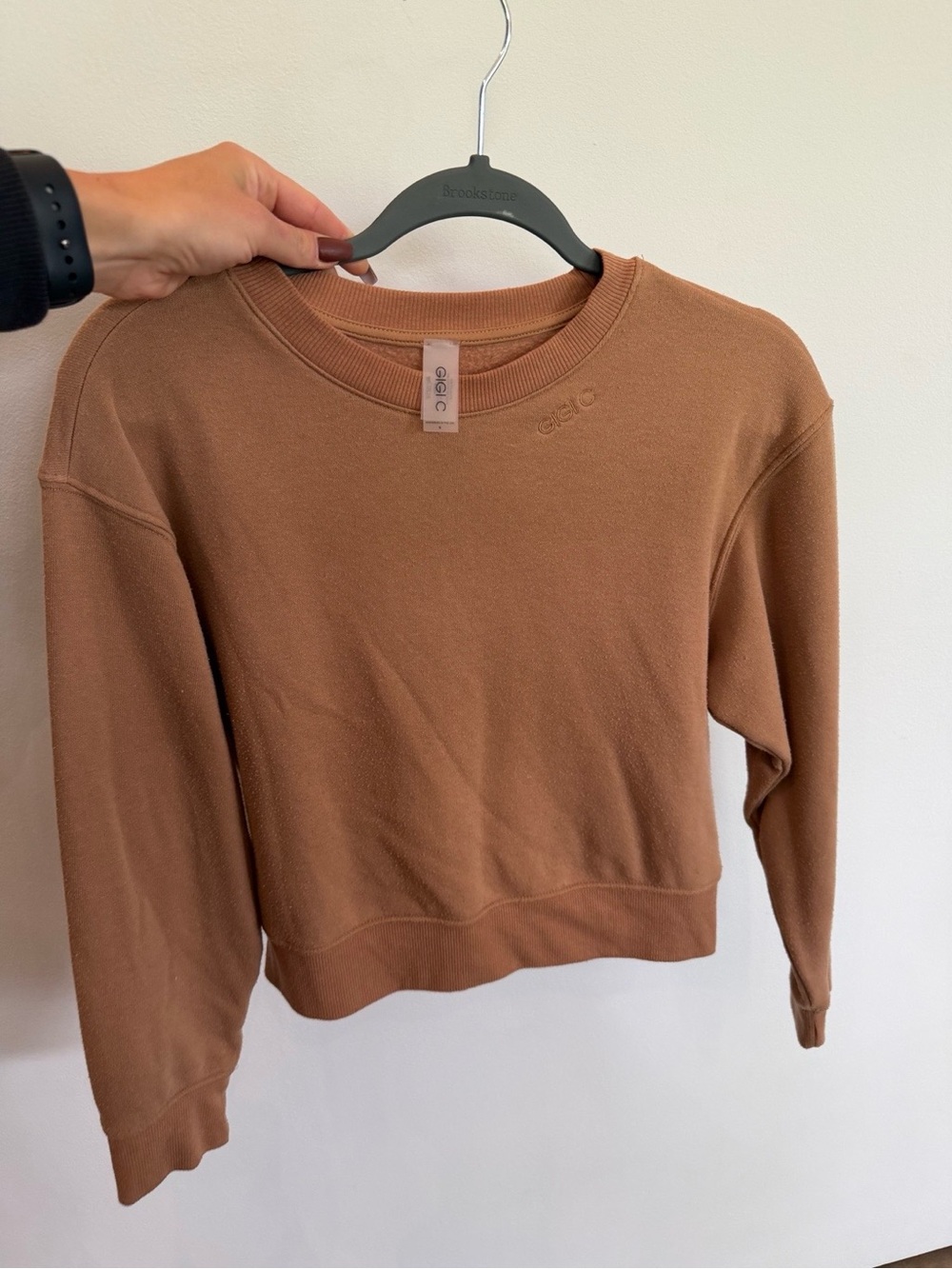 GIGI C embroidered crewneck in warm tan